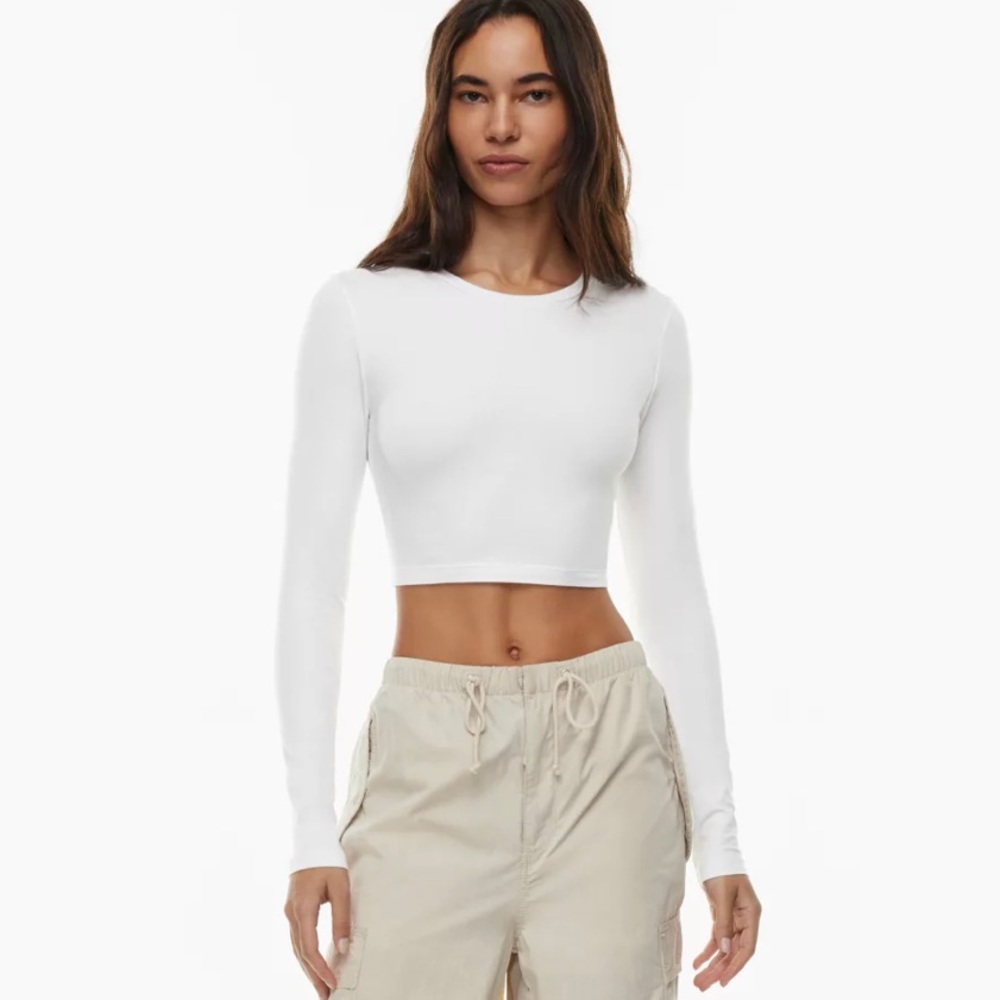 NWT Aritzia TNA White Cropped Long Sleeve